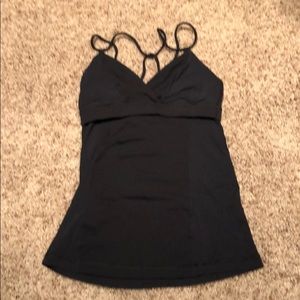 Lululemon criss-cross top.